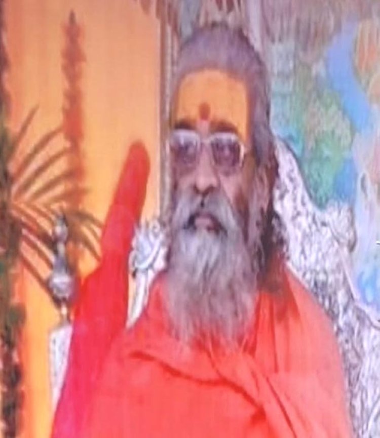 गुरूओं का स्मरण व पूजन आराधना महोत्सव से किया जाता है : शंकराचार्य वासुदेवानन्द