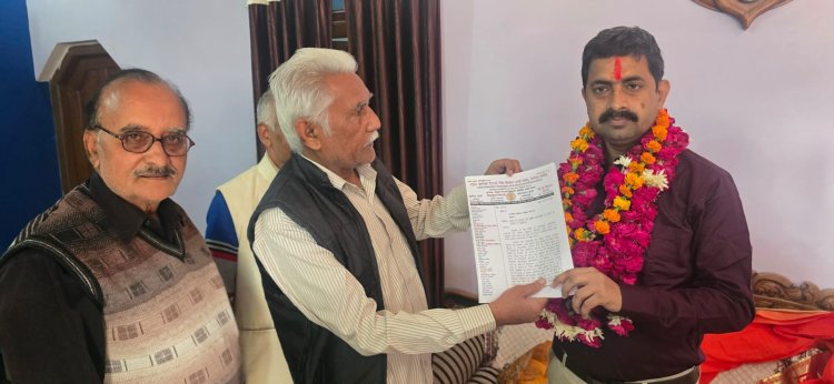 वरिष्ठ पेंशनर्स ने 8वें वेतन आयोग का लाभ दिलाने की जनप्रतिनिधियों से की अपील