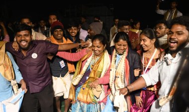 काशी तमिल संगमम—04: तमिल छात्रों ने क्रूज से निहारी काशी के घाटों की अद्भुत संस्कृति