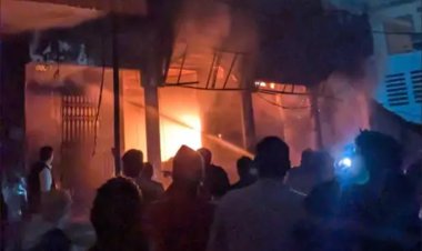 लखनऊ : चिनहट में तीन मंजिला मकान में लगी आग, फायर ब्रिगेड ने दो लोगों को बचाया