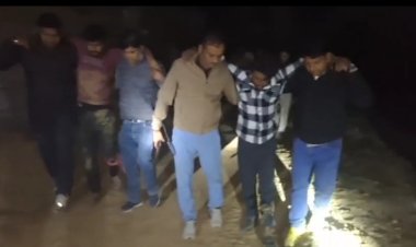 बुलंदशहर: हत्या के प्रयास में वांछित तीन बदमाश मुठभेड़ में गिरफ्तार, दो घायल