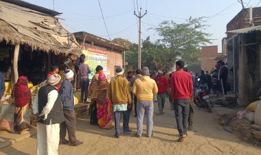 औरैया में स्कूल वैन चलाते समय हार्ट अटैक आने से चालक की मौत, बच्चों में अफरातफरी