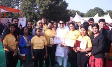 योगी सरकार दिव्यांगजनों के सर्वांगीण विकास के लिए प्रतिबद्ध: मंत्री नरेन्द्र कश्यप