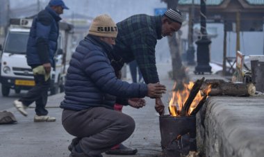 कश्मीर में कड़ाके की ठंड जारी, शोपियां माइनस 6.4 डिग्री सेल्सियस के साथ रही सबसे ठंडी जगह