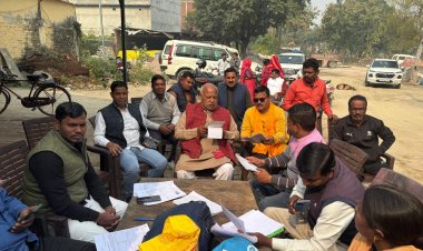 लोकतंत्र की मजबूती के लिए आवश्यक है शत-प्रतिशत मतदाता पंजीकरण : लल्लू सिंह