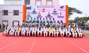 राजीव गांधी राष्ट्रीय विमानन विश्वविद्यालय का दीक्षांत समारोह - डिग्री पाकर खिल उठे चेहरे