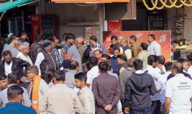 तमिलनाडु से चलकर वाराणसी पहुंची महर्षि अगस्त्य कार रैली का हुआ भव्य स्वागत