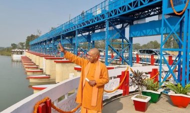 मुख्यमंत्री योगी ने बाराबंकी में किसान पाठशाला का किया शुभारम्भ