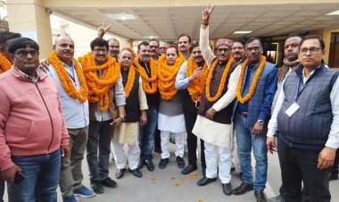 पीयू कर्मचारी संघ के अध्यक्ष वरिंदर यादव एवं महामंत्री बने राधेश्याम सिंह