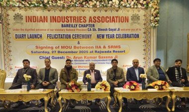 आईआईए बरेली चैप्टर ने नववर्ष 2026 डायरी का किया विमोचन, उद्यमी रत्न व युवा उद्यमी सम्मान प्रदान