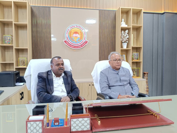 राजर्षि टंडन मुक्त विवि में भी एआई को किया जाएगा शामिल : प्रो. सत्यकाम