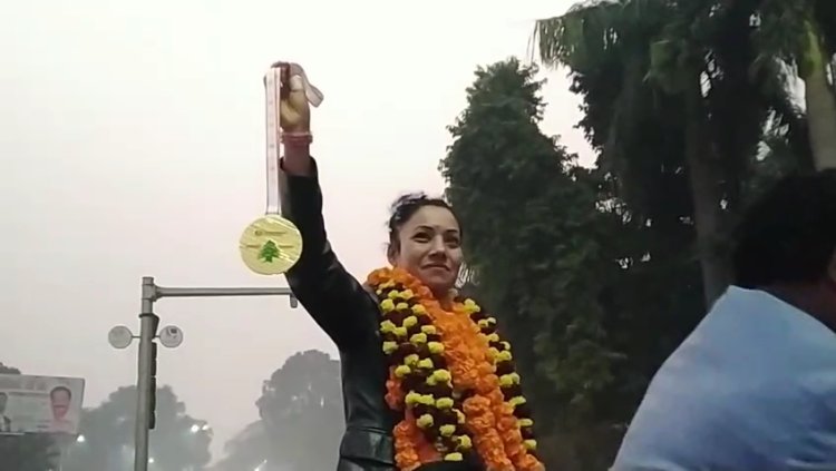 खुशबू निषाद: मिक्स मार्शल आर्ट्स में भारत का गौरव का तिरंगा लहराया | गोल्डन गर्ल के घर लौटने पर उमड़ा प्रयागराज