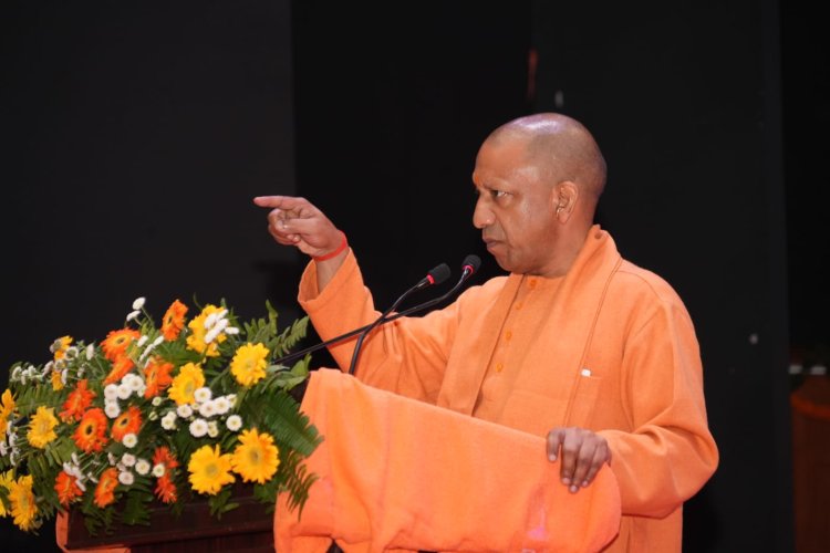 मुख्यमंत्री योगी आदित्यनाथ ने की खिचड़ी मेला, गोरखपुर महोत्सव की तैयारियों और विकास कार्यों की समीक्षा