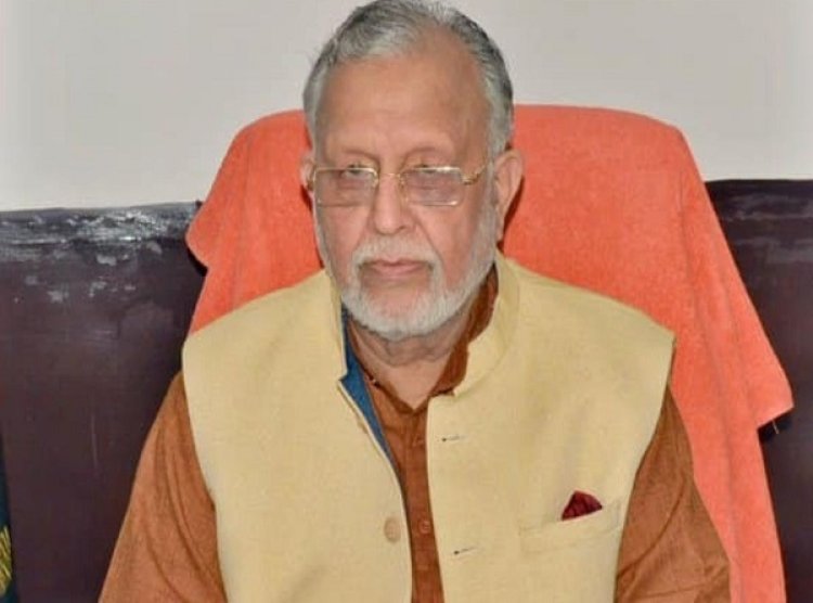 गोलमोल जवाब न देकर कोडीन माफिया के साथ फोटो की हकीकत बताएं सपा अध्यक्ष : सुरेश खन्ना