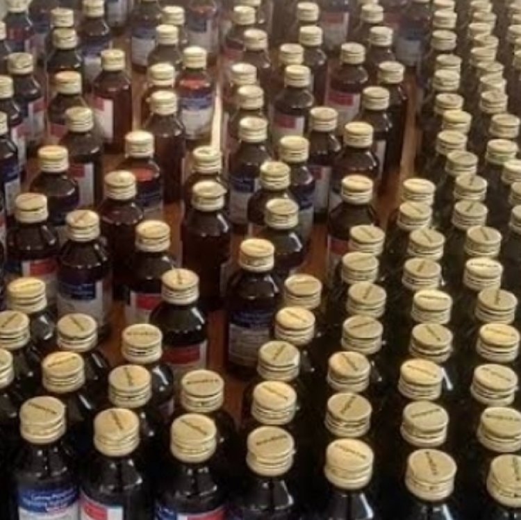 कोडीन सिरप मामला : वाराणसी में कई फर्माें पर उपयाेग हाे रहा फर्जी डीएसए फार्मा का प्रमाण पत्र