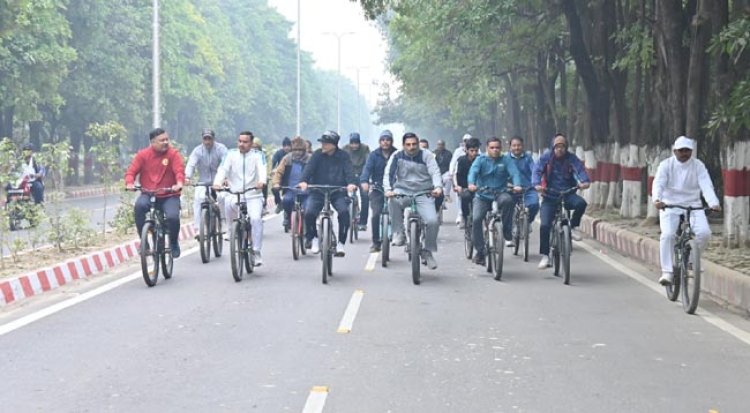 फिट रहने के लिए चलाएं साइकिल, पैदल चलने की डालें आदत : महाप्रबंधक
