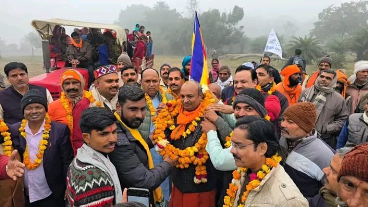 बाराबंकी से शुरु हुई चार दिवसीय पदयात्रा, समापन पर रक्षामंत्री को सौंपेगे ज्ञापन