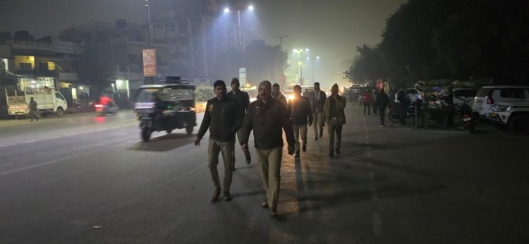 पहाड़ों पर हो रही बर्फबारी का असर गर्म कपड़ों को भेद नस्तर की तरह चुभ रही गलन