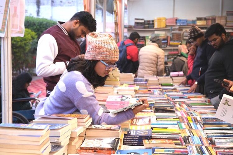 ग्यारह दिवसीय प्रयागराज पुस्तक मेला का समापन, लगभग 40 लाख रुपये के पुस्तकों की बिक्री