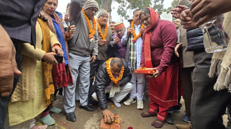 सड़क निर्माण से वार्ड संख्या 47 की क्षेत्रीय जनता को मिलेगी राहत : भाजपा जिलाध्यक्ष