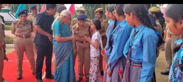 राज्यपाल ने 26वीं वाहिनी पीएसी परेड ग्राउंड का किया निरीक्षण, प्रशिक्षुओं ने किया योग व फुल ड्रिल प्रदर्शन