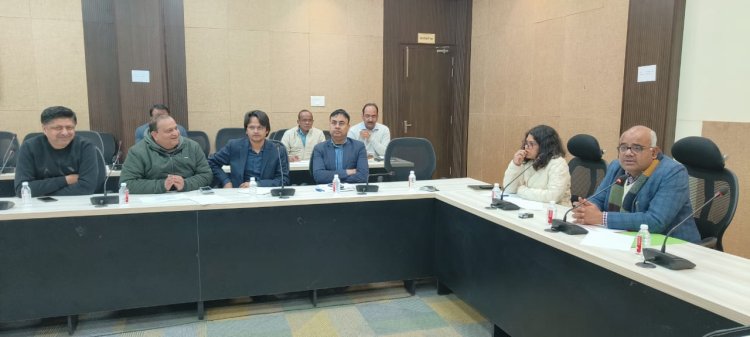 माघ मेला : डीएम ने घाटों, नालों और एसटीपी व्यवस्था की समीक्षा के आदेश दिए