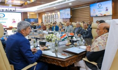 रक्षा मंत्री ने भरोसा जताया डीआरडीओ​ जल्द ही​ बना लेगा​ स्वदेशी 'सुदर्शन चक्र​'