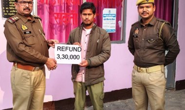 ऑनलाइन ठगी का शिकार हुए युवक को साइबर सेल ने लौटाए 3.30 लाख