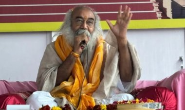 कल्कि पीठाधीश्वर ने हिंदुओं की घटती आबादी पर चिंता जताई