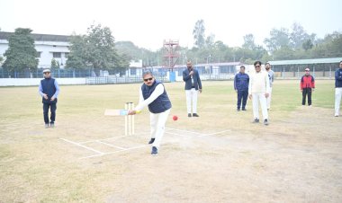 बरेका स्टेडियम में रोमांचक क्रिकेट मुकाबला, संरक्षक एकादश छह विकेट से जीता