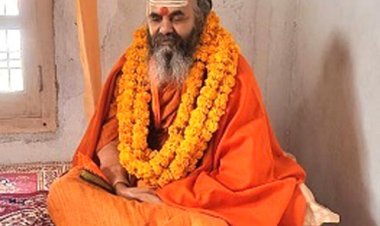 बाबर के नाम पर मस्जिद का निर्माण बर्दाश्त नहीं : स्वामी नरेंद्रानंद सरस्वती