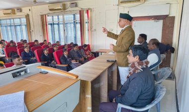 अनिश्चित वैश्विक परिदृश्य में भारत की भूमिका महत्वपूर्ण : प्रो. पुरोहित