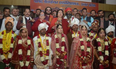 कानपुर के मंगल भवन में गूंजी शहनाई, परिणय सूत्र में बंधे 11 जोड़े