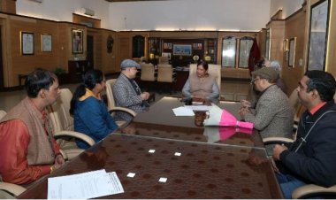 कुलपति से मिले फिजियोथेरेपिस्ट एसोसिएशन के पदाधिकारी