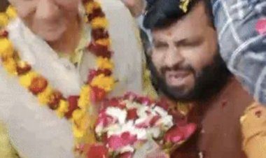 एआईपीओसी के बाद पीठासीन अधिकारियों का दल पहुंचा अयोध्या