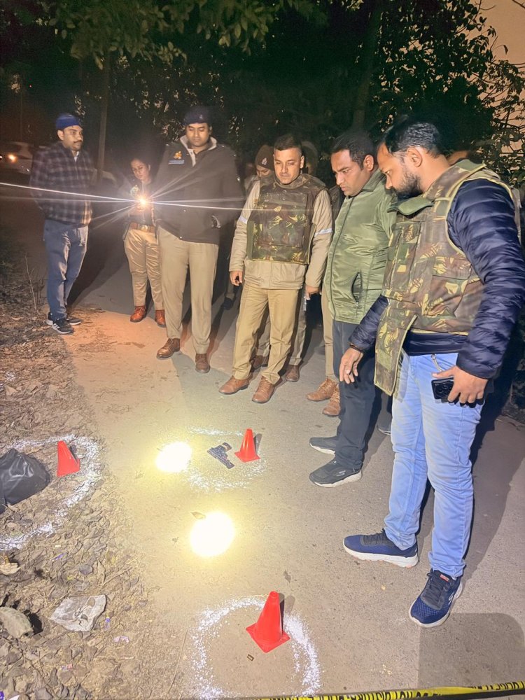 वाराणसी : कॉलोनाईजर हत्याकांड का इनामी शूटर पुलिस मुठभेड़ में गिरफ्तार