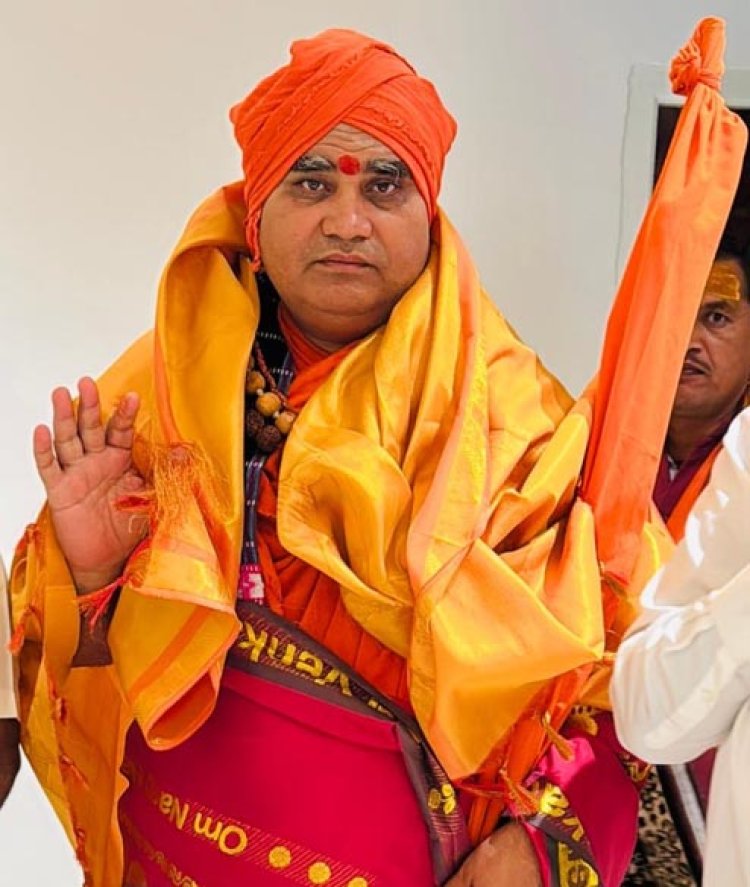 बांग्लादेश में हिंदुओं की हत्या पर संतों में है नाराजगी : स्वामी अधोक्षजानंद