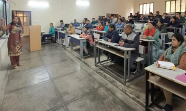 सीएसजेएमयू में वेक्टर अलजेब्रा और मशीन लर्निंग पर आयोजित हुआ विशेषज्ञ व्याख्यान