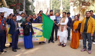 कुलपति ने स्काउट–गाइड प्रशिक्षण रैली को दिखाई हरी झंडी