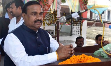 गरीब एवं निर्बल के घर शिक्षा की अलख जागने वाली विभूति थे वाल्मीकि आनंद