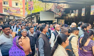 वाराणसी कचहरी को बम से उड़ाने की धमकी, परिसर में सघन तलाशी अभियान