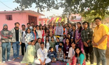 स्वयंसेवकों ने जनकल्याणकारी योजनाओं के साथ साइबर फ्रॉड की दी जानकारी