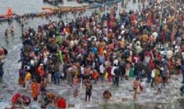 माघ मेले में महाशिवरात्रि स्नान पर्व पर उमड़ा सनातन की आस्था का सैलाब