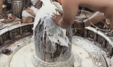 महाकालेश्वर मंदिर में साल में एक बार दोपहर में हाेने वाली भस्म आरती आज, चार प्रहर पूजन के बाद आज विशेष दर्शन