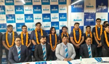 प्रयागराज: अरुणव वेदांत अग्रहरी 99.96 परसेंटाइल के साथ जेई मेन में सिटी टॉपर