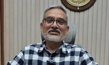 यूपी बोर्ड परीक्षा के पहले दिन दोनों पालियों में तीन लाख से अधिक परीक्षार्थी रहे अनुपस्थित