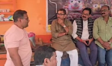 विधायक डाॅ नीलकंठ ने चाय की चुस्की लेते हुए नव मतदाता अभियान और जनसमस्याओं पर की चर्चा