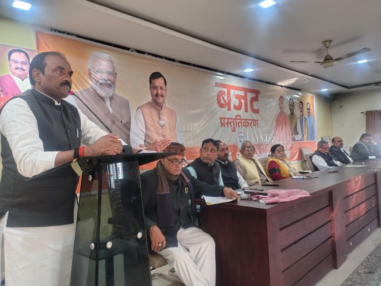 हर बूथ पर 50 फार्म 6 भरवाने का लक्ष्य लेकर चलें कार्यकर्ता: संजय गुप्ता