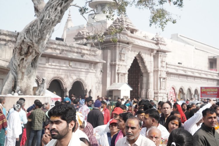 महाशिवरात्रि पर श्री काशी विश्वनाथ को माता वैष्णो देवी श्राइन बोर्ड का पावन उपहार