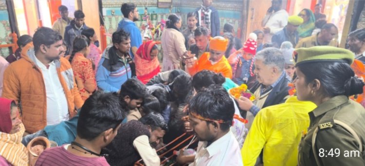 बाराबंकी के लोधेश्वर महादेवा में उमड़ी आस्था की लहर, हर-हर बम-बम से गूंजा मंदिर परिसर